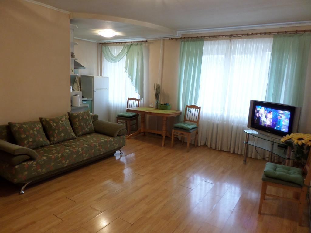 Apartment On Likhvintseva 46 Izhevsk Exterior photo
